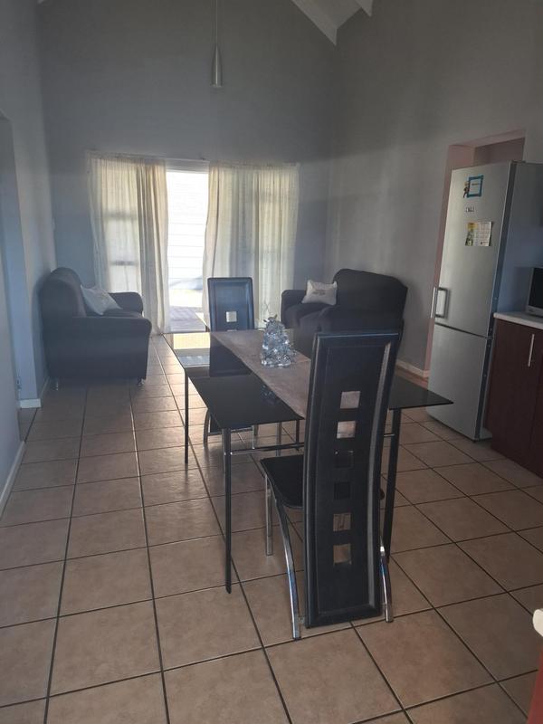 To Let 2 Bedroom Property for Rent in Viking Village Western Cape